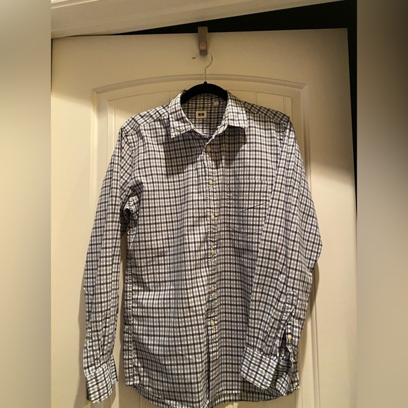 Men’s medium Uniqlo Shirt - Picture 2 of 2